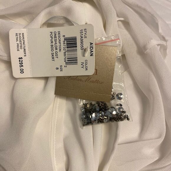 Aidan Mattox beaded dress size 8. ( runs smaller 2) - Picture 13 of 13